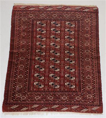 Tekke ca. 166 x 135 cm, - Koberce