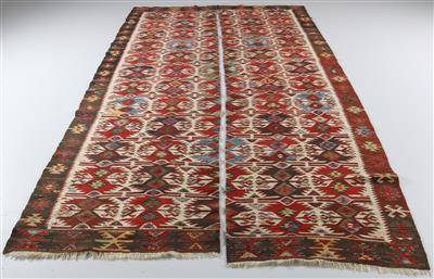 Karamani, - Carpets