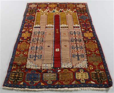 Karapinar, - Teppiche für Einrichter und Sammler