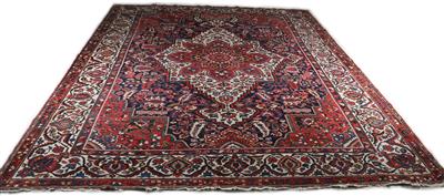 Bachtiar, - Teppiche für Einrichter und Sammler