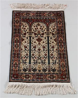 Hereke Seide, - Carpets