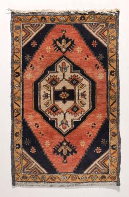 Taspinar Yastik, - Teppiche für Einrichter & Sammler