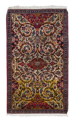 Isfahan, - Teppiche für Einrichter & Sammler
