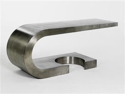 A rare “Diapason” desk, designed by Marzio Cecchi, - Design