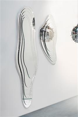 Two “Livelli” wall mirrors, designed by Studio Barberini & Gunnel, - Design
