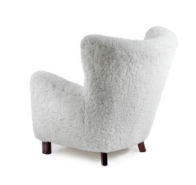 An armchair, designed and manufactured by Fritz Hansen, - Design