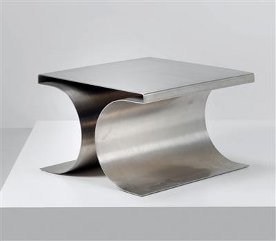 An “X” stool, designed by Michael Boyer, - Design