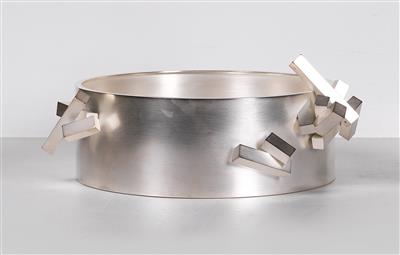 A bowl, designed and manufactured by Jan Wege Hamburg 2010, - Design