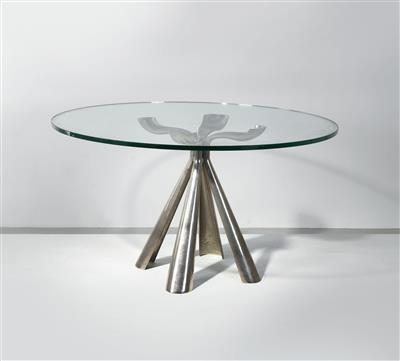 A dining table, designed by Vittorio Introini c. 1972, - Design