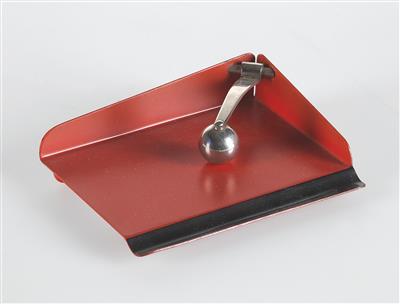 A notepad holder, designed by Marianne Brandt in 1929–32, - Design