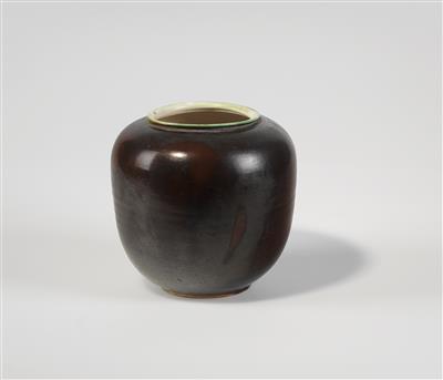 A large vase, Otto Lindig - Design