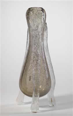 A vase, designed by Claire Falkenstein - Design