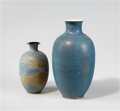 Two vases, designed by Johannes Leßmann - Design