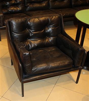 Zwei Lounge-Sessel und ein Lounge-Sofa, - Interior Design