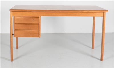 Schreibtisch mit Geheimfach - Interior Design 2017/09/07 - Realized price:  EUR 400 - Dorotheum