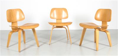 Satz von drei Sesseln aus Plywood Group Modell DCW (Dining Chair Wood), - Interior Design