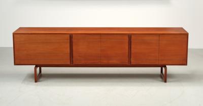 A large sideboard, designed by Arne Hovmand Olsen - Design