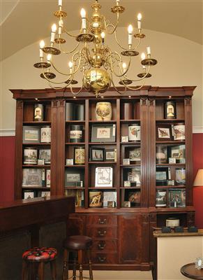 Gr. Bibliothek im klassizist. Dekor, - Classic English Interiors