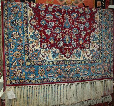 Isfahan ca. 158 x 107 cm, - Furniture, carpets