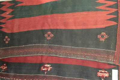 Afschar Ru Khorsi ca. 140 x 138 cm, - Furniture, carpets