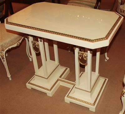 Rechteckiger neoklassizistischer Tisch, - Furniture, carpets