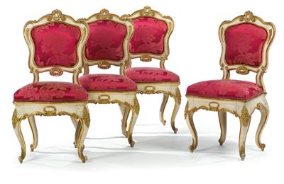 Satz von vier neobarocken Sesseln, - Möbel, Teppiche und dekorative Kunst