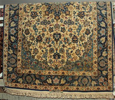 Isfahan ca. 170 x 113 cm, - Möbel, Teppiche und dekorative Kunst