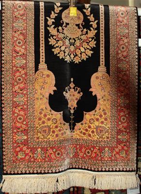 Hereke Seide, - Furniture, carpets