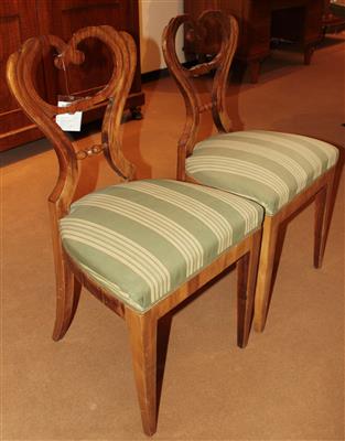 Paar Biedermeier-Sessel um 1830/35, - Möbel, Teppiche, Design und dekorative Kunst
