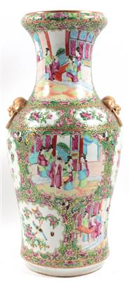 Famille rose Vase, - Furniture, carpets