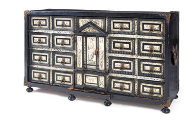 Italienisches RenaissanceKabinettkästchen, - Furniture, carpets