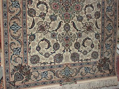 Isfahan, - Furniture, carpets