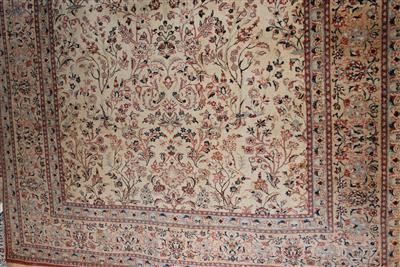 Isfahan, - Furniture, carpets