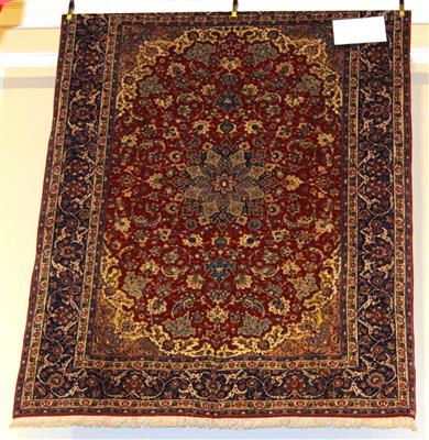 Isfahan ca. 316 x 206 cm, - Furniture, carpets