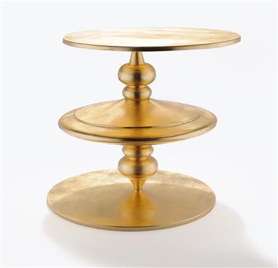 "Spin Tops II"-Beistelltisch, - Furniture, carpets