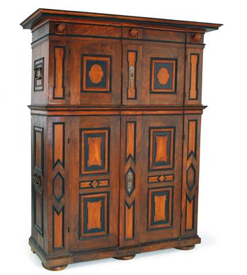 Provinzieller Schrank, - Furniture, carpets