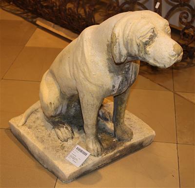 "Hund in sitzender Haltung", - Möbel und dekorative Kunst "Schwerpunkt Garten-Möbel & Garten-Dekoration"