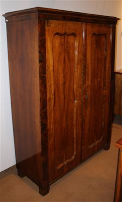 Biedermeier Garderobeschrank, - Asta estiva