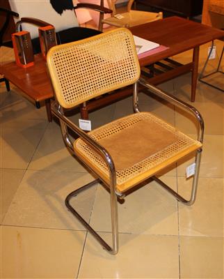 Freischwinger-Armstuhl, Thonet - Letní aukce