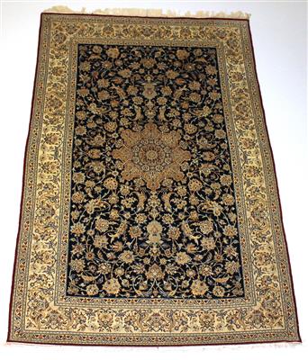 Nain Tudesch ca. 235 x 176 cm, - Sommerauktion - Möbel, Teppiche und Design