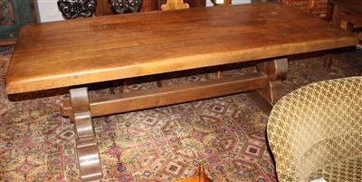 Rustikaler Tisch in Refektoriumsart, - Furniture, carpets