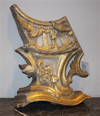 Barockes Schnitzteil um 1720, - Möbel und dekorative Kunst