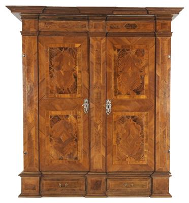 Großer Barockhallenschrank, - Mobili ed arti decorative