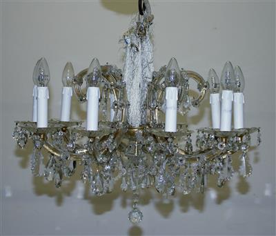 Glasluster in Kronenform, - Mobili, arti decorative e teppeti