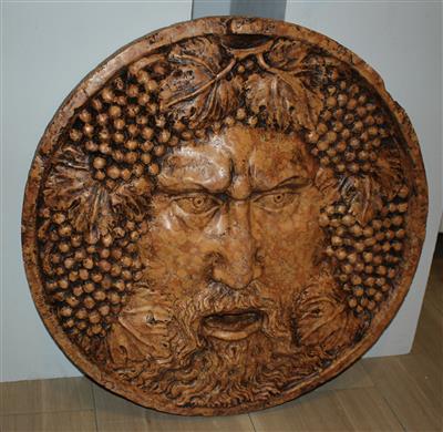 Runde Relieftafel "Bacchus", - Möbel und dekorative Kunst