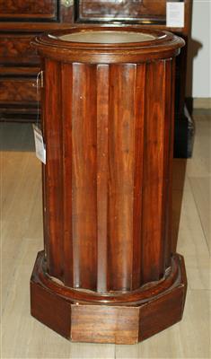 Säulenförmiges Biedermeier Kästchen, - Möbel und dekorative Kunst