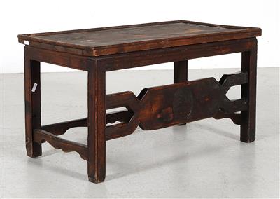 Kl. rustikales Tischchen, - Furniture and Decorative Art