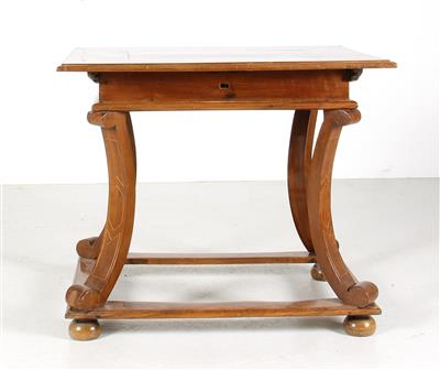 Rechteckiger Tisch im Barockstil, - Furniture
