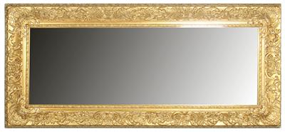 Wandspiegel in modifizierter barocker Stilform, - Saisonabschluß-Auktion Möbel