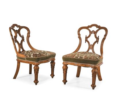 Paar ungewöhnliche Sessel, - Furniture and Decorative Art
